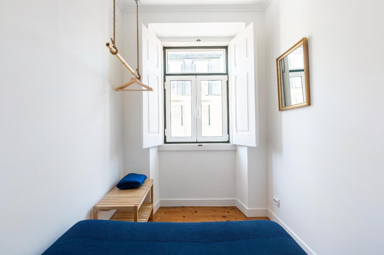 White & Blue Vintage Home In Graca Lisbona Esterno foto